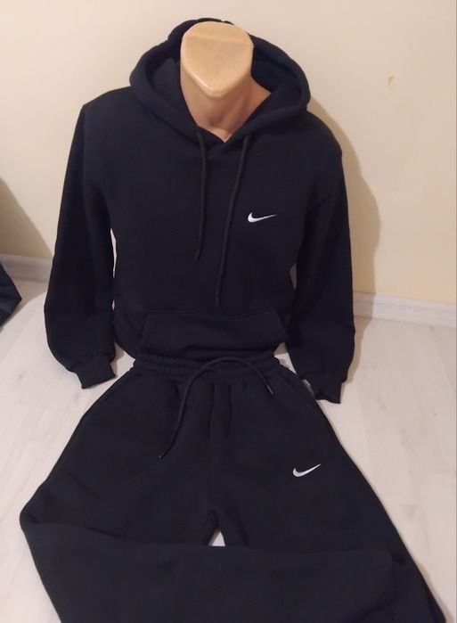 Trening baieti Nike de iarna.