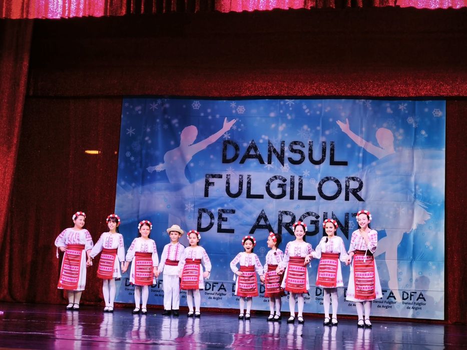 Dansuri populare pentru copii bucuresti sector