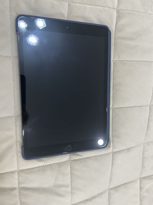 IPad 7th 128 гб 7 поколение