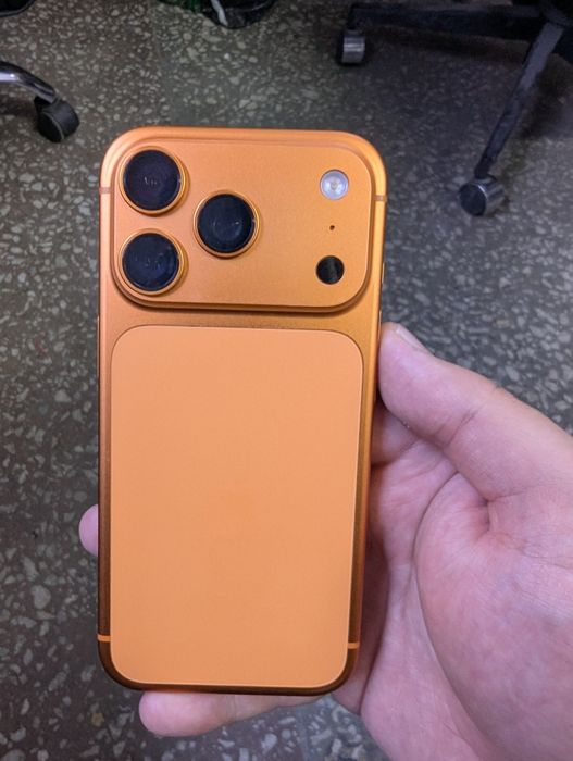 Продам iPhone 17 Pro 1T