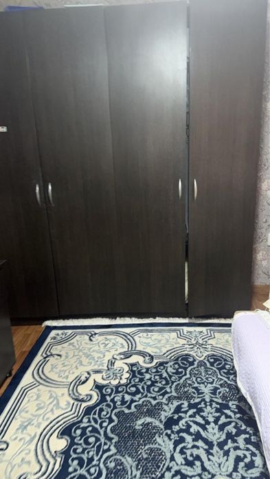 Продам шкафы две штуки