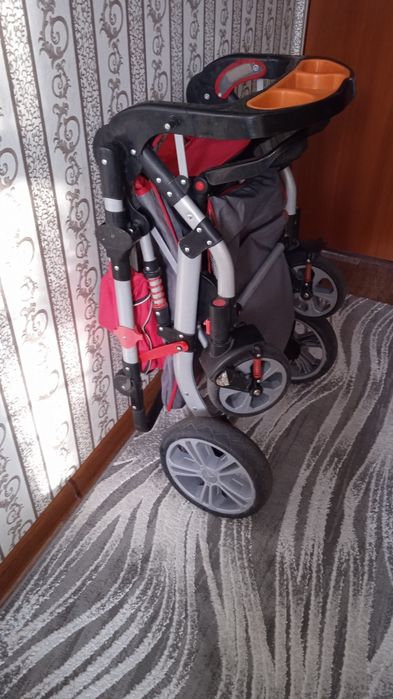 Детская коляска.