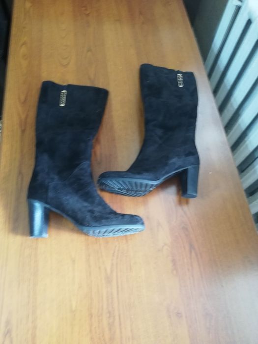 Продам сапоги натуральной замши