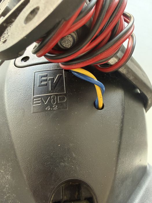 Boxe electrovoice ev evid 4.2