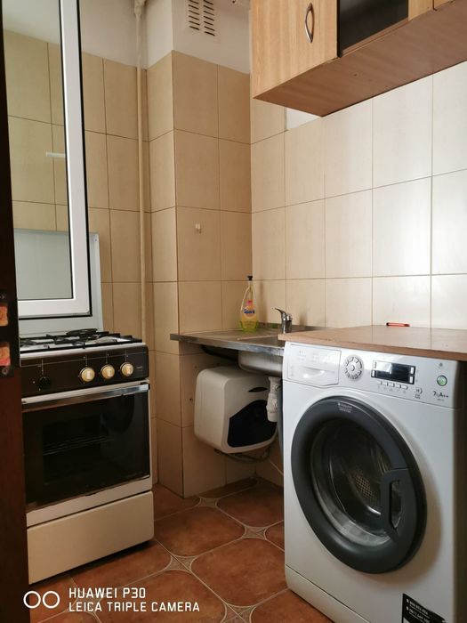 Garsoniera de închiriat  zona Coresi