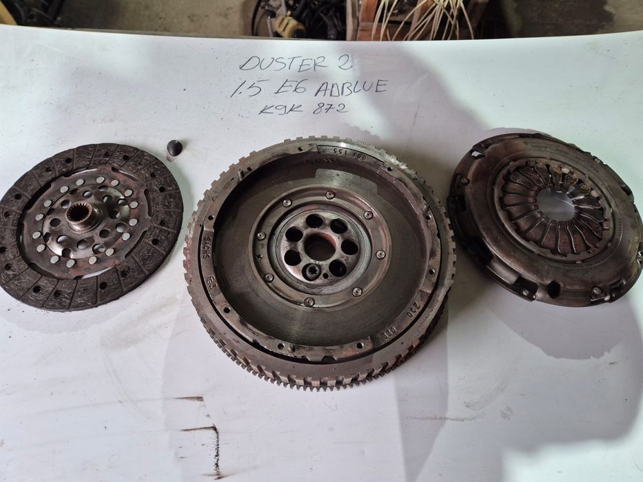 Volanta + kit ambreiaj Dacia Duster 2 1.5 euro 6 adblue 4x2