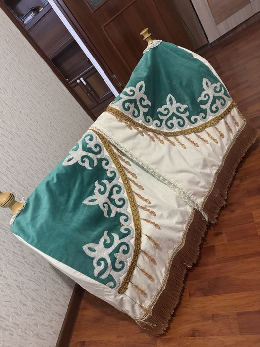 Бесік, колыбель(детская кроватка)