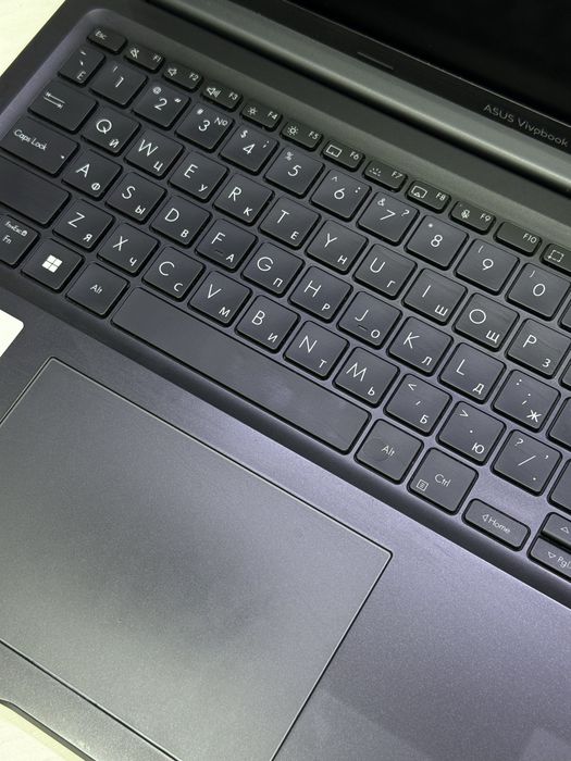 Vivobook.