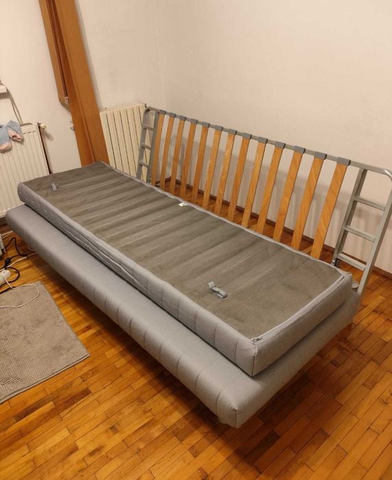 Oferta canapea extensibila Ikea 1, 40X2M la 550 lei
