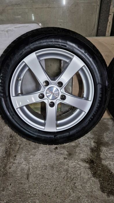 BMW E60 джанти със зимни гуми 205/60/16 7J ET35 5×120 ЦО70 +