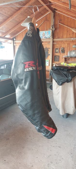 Geaca moto din piele