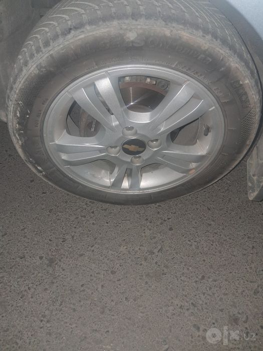 Diska 15 sotiladi SHINA !