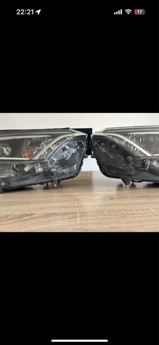 Rav4 передние фары 18г