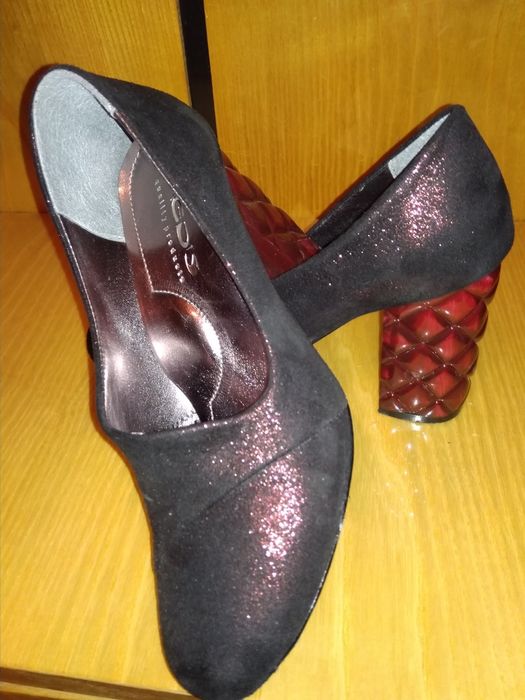 Дамски Обувки 37