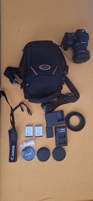 Фотоапарат Canon EOS 250D