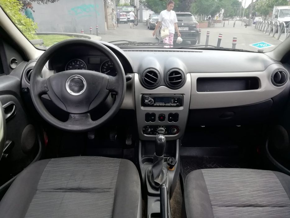 DACIA Logan 2010 — imagine 2