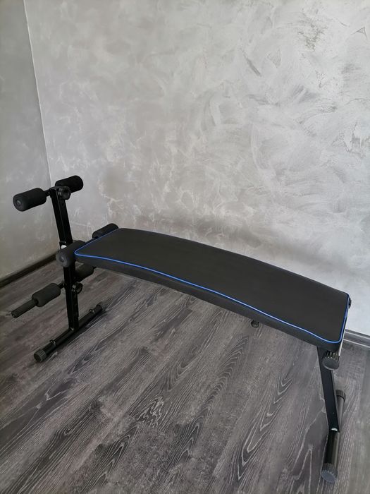 Фитнес лежанка  в перфектно състояние