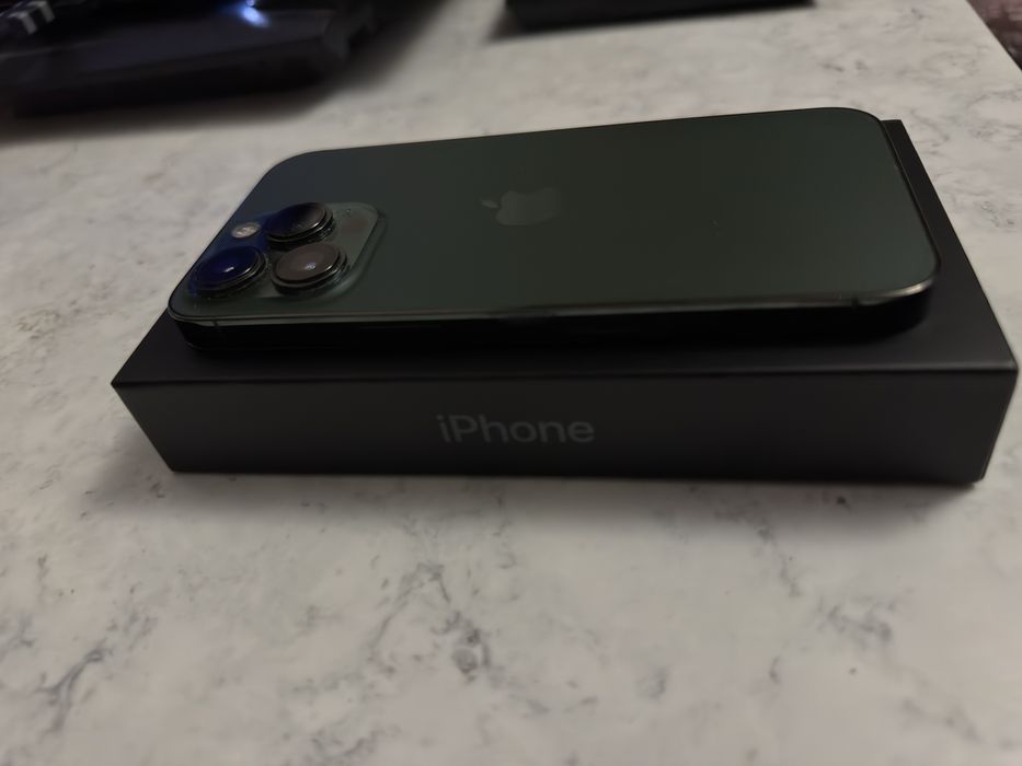 Продам iPhone 13 Pro 128