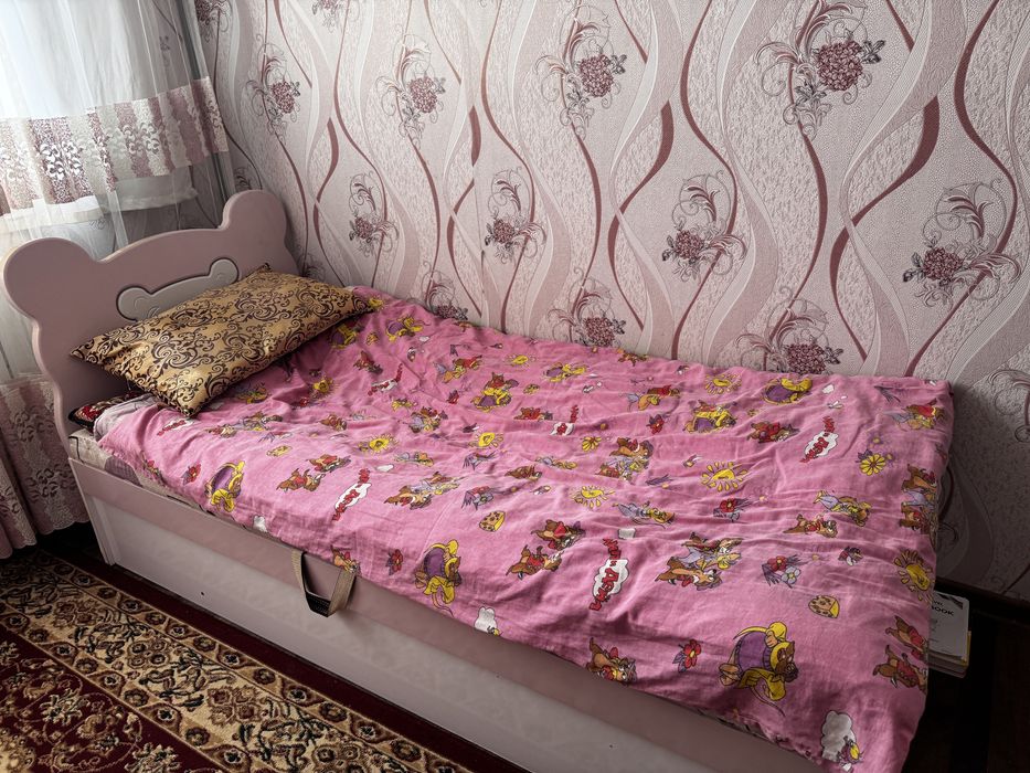 Комплект мебель для детских комнат