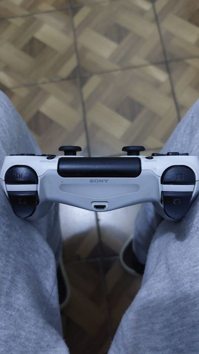 Vând controler de ps4 și Xbox 360