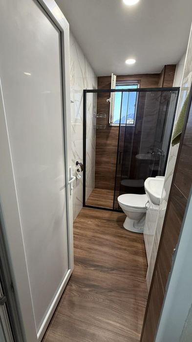 Дава се под наем Двустаен апартамент в Враца, Център - 68 кв.м за 398.82 € - Снимка #4