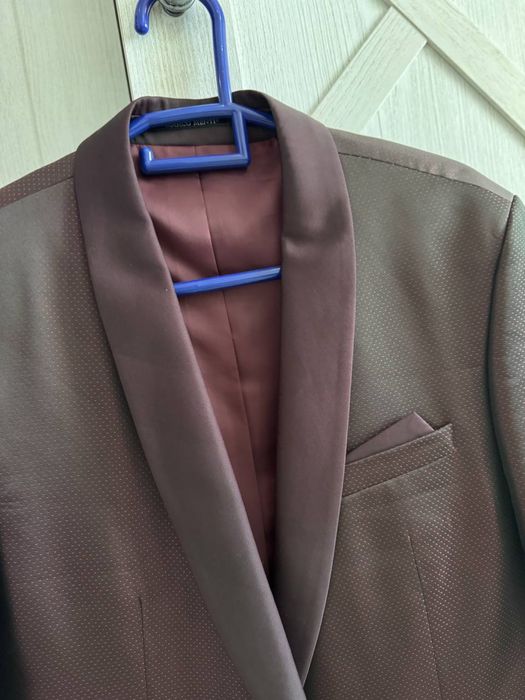 Костюм 48 р новый