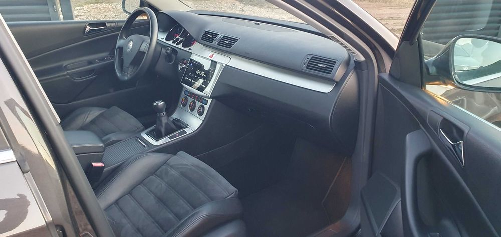 Vw Passat 1.9 TDI -146100 Km Reali ***Piele+ Navigatie***