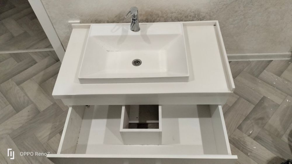 Раковина с тумбой