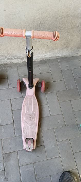 Детский самокат.