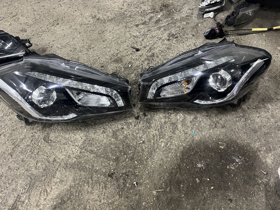 Фар Suzuki SX4 S Cross 2013- ляв и десен