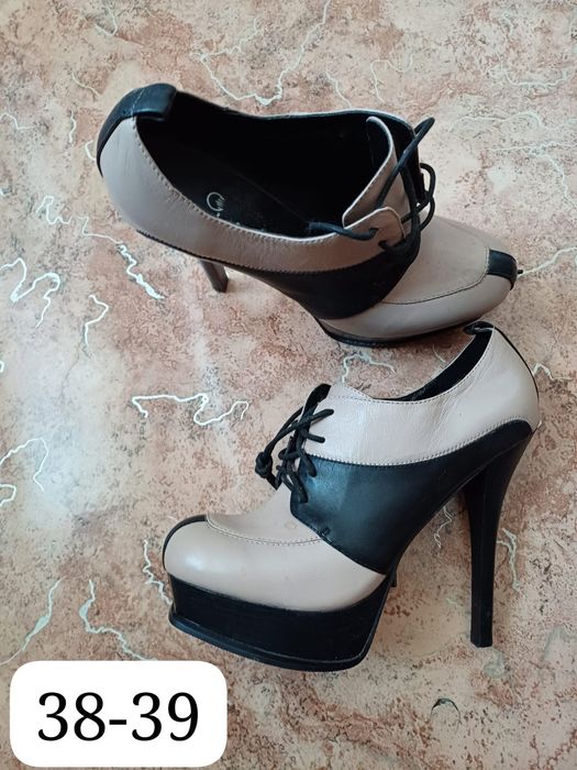 Продам б/у обувь