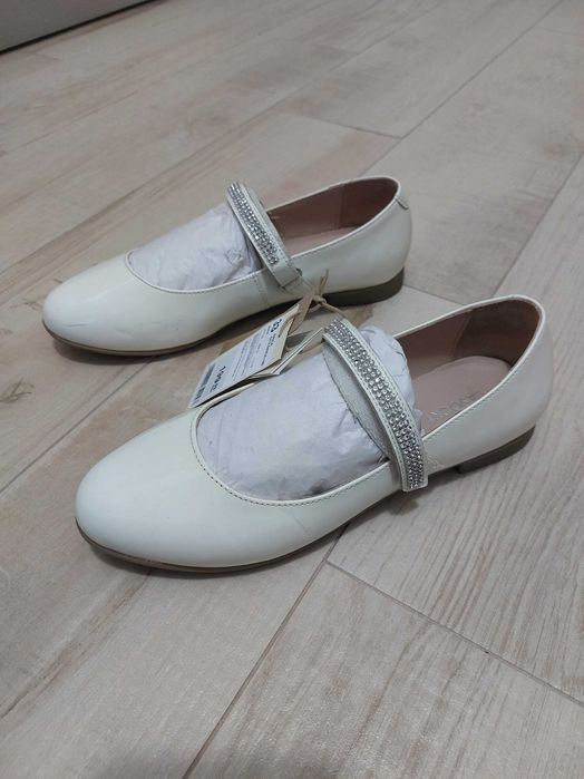 Pantofi fetite Lasocki, marimea 33