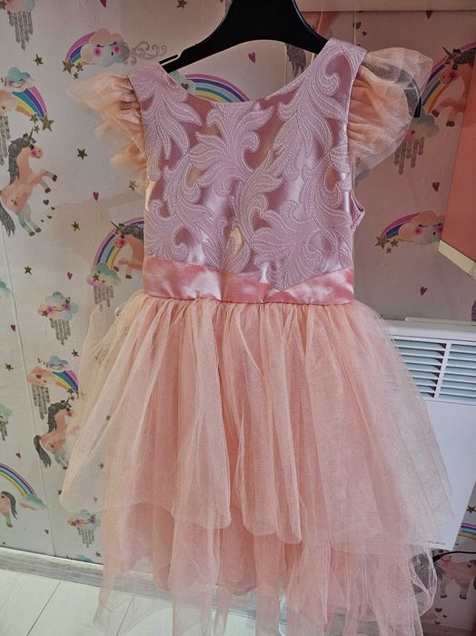 Официална Рокля 128см