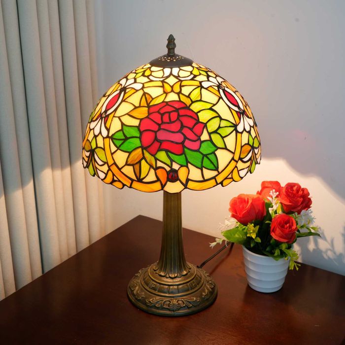 Lampă de masă Tiffany, model Trandafir, 12 inch
