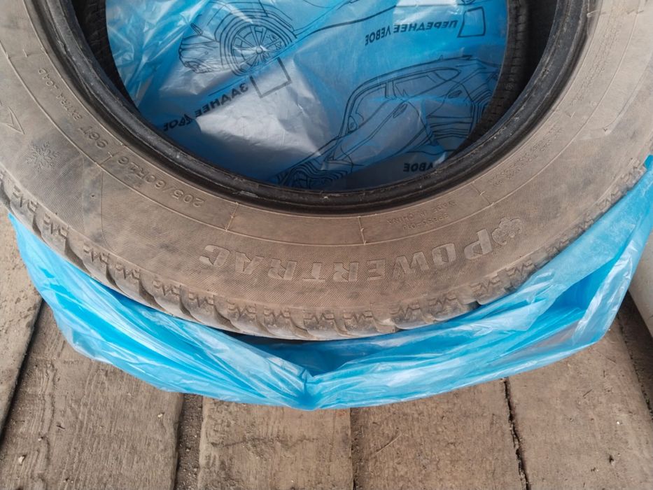Продам зимние шины