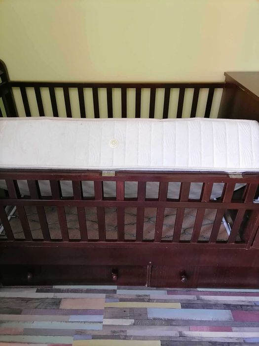 детско дървено креватче