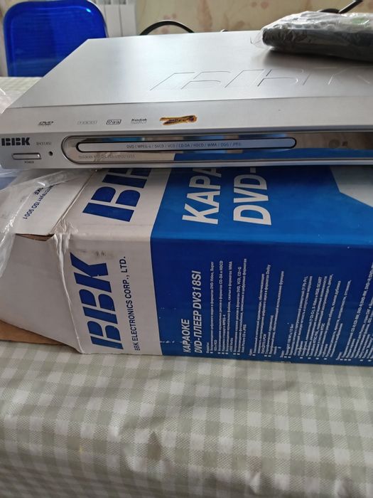 Продам DVD плеер, 2 шт.