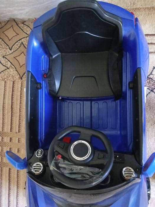 Детская машина BMW