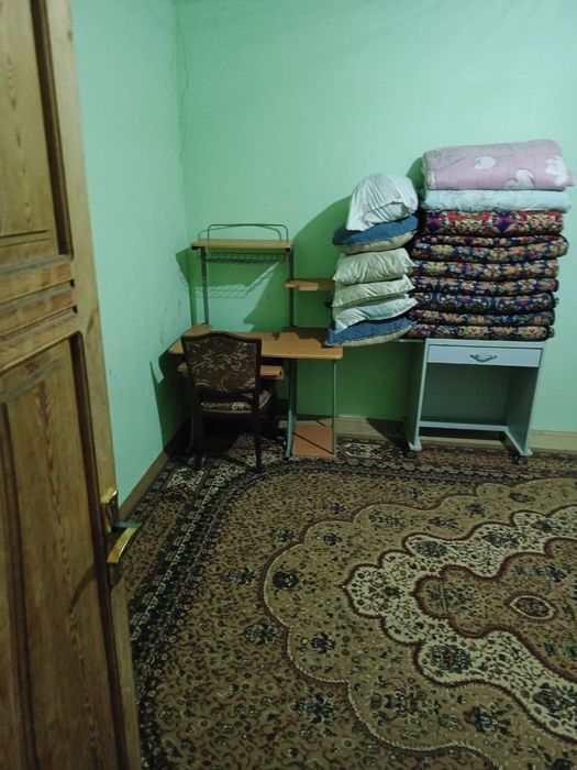 Zangi ota bozsuvda 1.8 sotih 3 hona hovli sotiladi