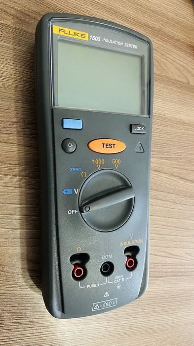 Fluke 1503 Insulation Tester. Мегаомметр