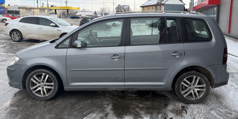 Volkswagen Touran 1.9 Diesel 2009 7 Locuri Facelfit  UK