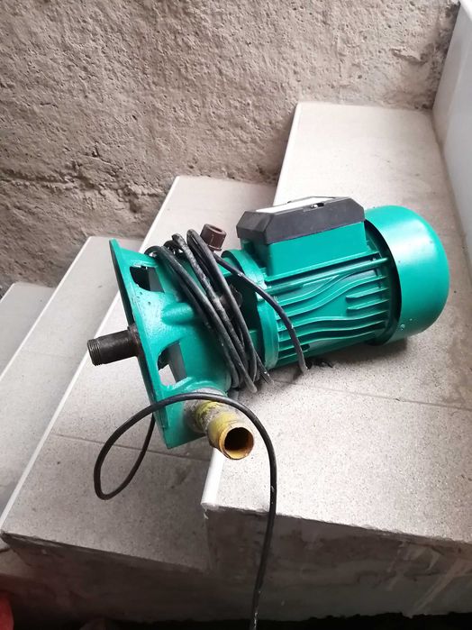 Насос водяной,центробежный