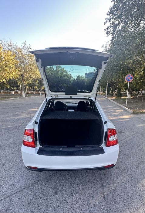 Продам Лада Приора