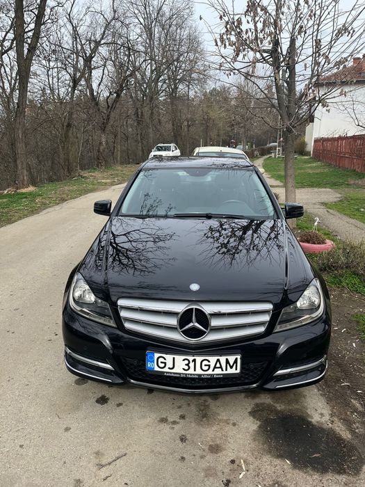 Mercedes avangard full , anul 211 stare foarte buna  de functionare , pretul negociabil