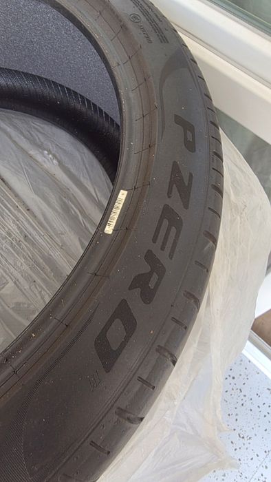 Летние шины Pirelli 265/40 r 22
