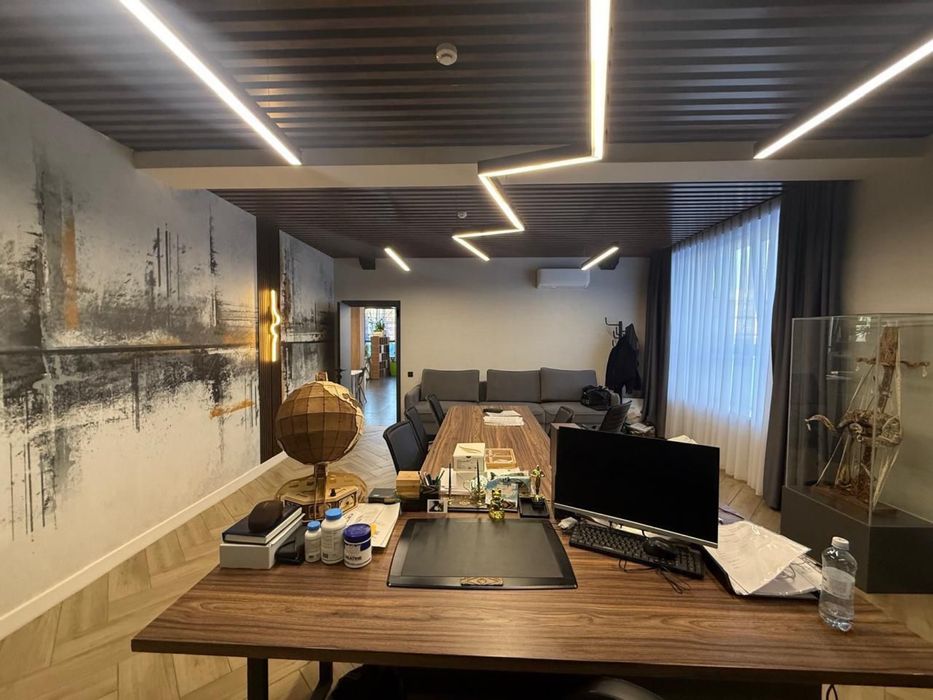 Продам помещение с арендаторами 420м2