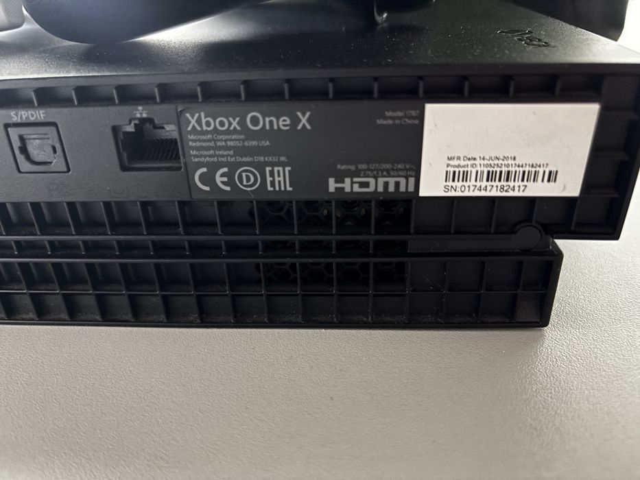 Xbox one X мощнее чем Пс4про