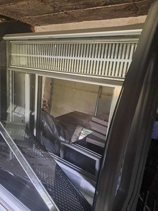 Витрина сладкарска