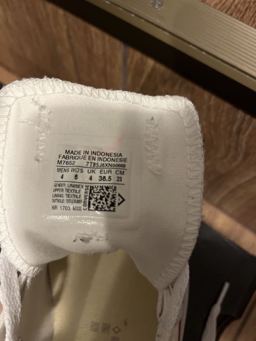 Vand convers unisex marime 36.5