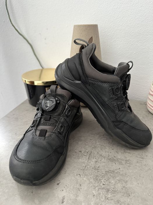 Pantofi sport Ecco Nr. 32